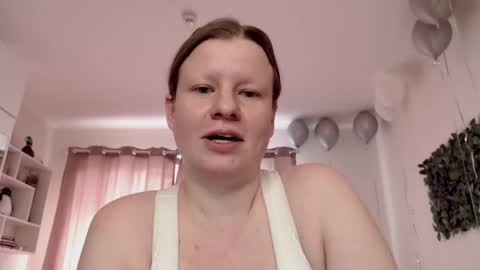 Crystal online show from May 16, 2026, 3:11 pm