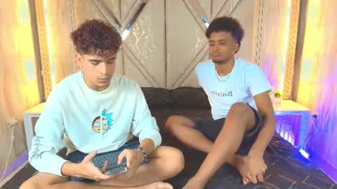 Snapshot of extreme_boysxxx chatting on July 19, 2026, 1:20 am extreme_boysxxx online show from July 19, 2026, 1:20 am