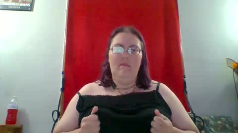 Snapshot of extremely_naughty69 chatting on May 31, 2026, 2:09 am ExSquirtle online show from May 31, 2026, 2:09 am