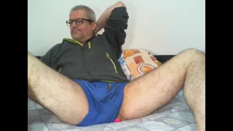 Snapshot of eyes12 chatting on April 23, 2026, 5:19 am GEORGE online show from April 23, 2026, 5:19 am