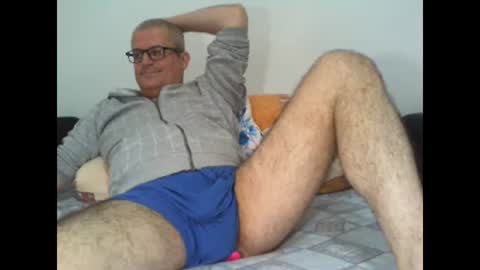 Snapshot of eyes12 chatting on April 24, 2026, 6:05 am GEORGE online show from April 24, 2026, 6:05 am