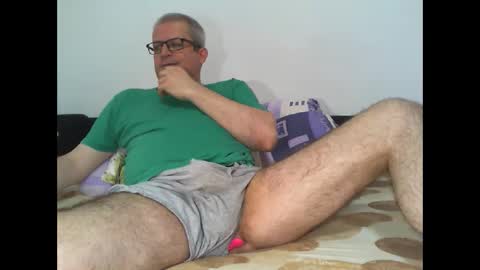 Snapshot of eyes12 chatting on May 16, 2026, 11:42 am GEORGE online show from May 16, 2026, 11:42 am
