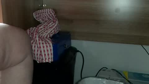 Snapshot of eyesight98 chatting on January 15, 2025, 10:17 am eyesight98 online show from January 15, 2025, 10:17 am