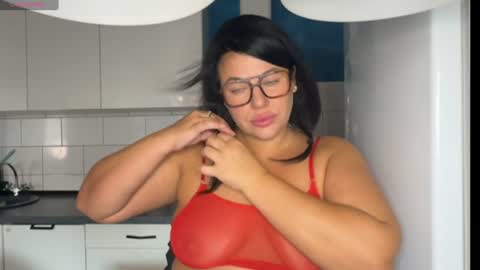 Snapshot of eyesliketheocean chatting on July 21, 2026, 2:14 am Ann online show from July 21, 2026, 2:14 am
