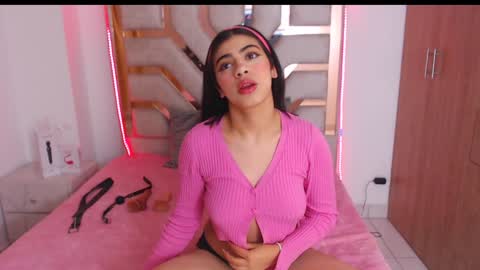 Snapshot of eylin_sofia chatting on January 28, 2025, 3:47 am eylin_sofia online show from January 28, 2025, 3:47 am