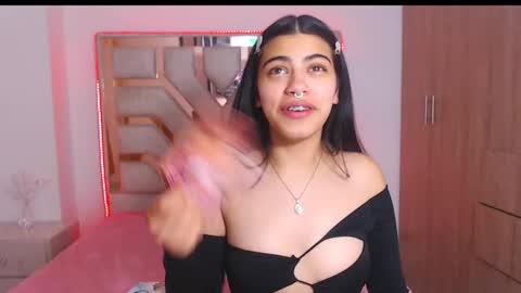 Snapshot of eylin_sofia chatting on February 14, 2025, 4:15 am eylin_sofia online show from February 14, 2025, 4:15 am