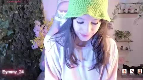eymmy_24 online show from July 16, 2026, 1:44 am