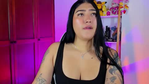 Snapshot of eymy_hadid_ chatting on October 18, 2025, 7:03 pm Emily online show from October 18, 2025, 7:03 pm