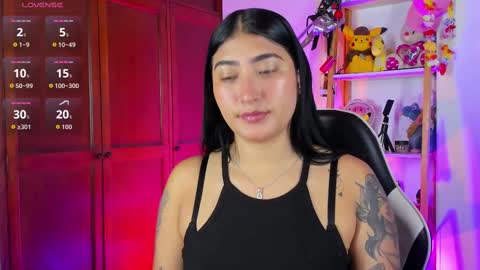 Snapshot of eymy_hadid_ chatting on November 9, 2025, 9:24 pm Emily online show from November 9, 2025, 9:24 pm