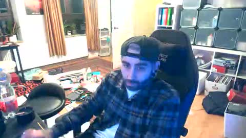 Snapshot of eytab chatting on September 16, 2025, 1:39 am Eytab online show from September 16, 2025, 1:39 am