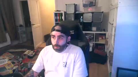 Snapshot of eytab chatting on September 24, 2025, 2:26 am Eytab online show from September 24, 2025, 2:26 am