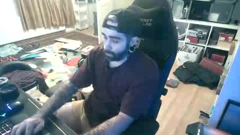 Snapshot of eytab chatting on September 29, 2025, 11:42 pm Eytab online show from September 29, 2025, 11:42 pm