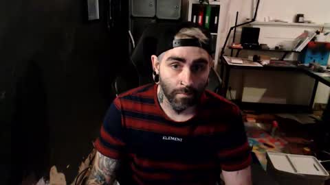 Snapshot of eytab chatting on October 31, 2025, 5:58 pm Eytab online show from October 31, 2025, 5:58 pm