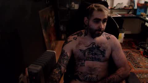 Snapshot of eytab chatting on November 11, 2025, 8:09 pm Eytab online show from November 11, 2025, 8:09 pm