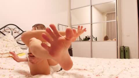 Snapshot of eziliz chatting on February 10, 2026, 6:45 pm call me Princess online show from February 10, 2026, 6:45 pm