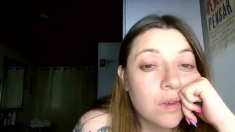 Snapshot of ezlngirl chatting on July 3, 2026, 3:57 am Aimee online show from July 3, 2026, 3:57 am