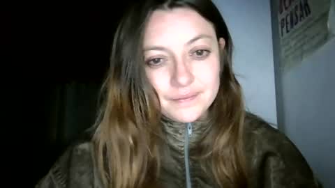 Snapshot of ezlngirl chatting on July 8, 2026, 3:55 am Aimee online show from July 8, 2026, 3:55 am