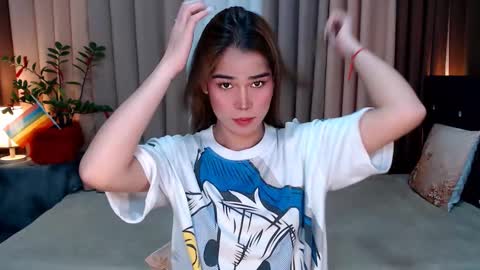 Snapshot of ezrahollywood chatting on December 10, 2024, 9:44 am UR SWEET EZRA online show from December 10, 2024, 9:44 am