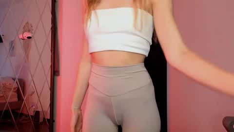  if you dont have fansly account yet use this link to registration    online show from February 5, 2026, 2:11 pm