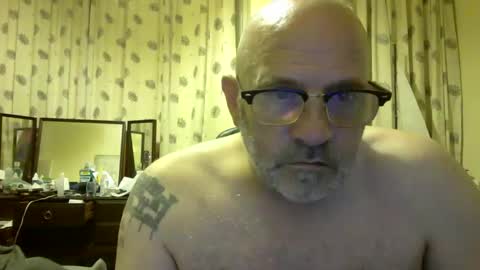 Snapshot of f1zzeek chatting on June 8, 2026, 12:03 am f1zzeek online show from June 8, 2026, 12:03 am
