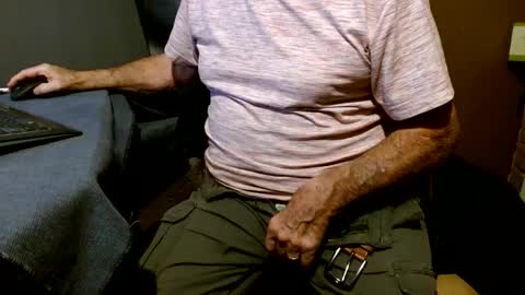 What Do You Like online show from December 13, 2024, 9:09 pm