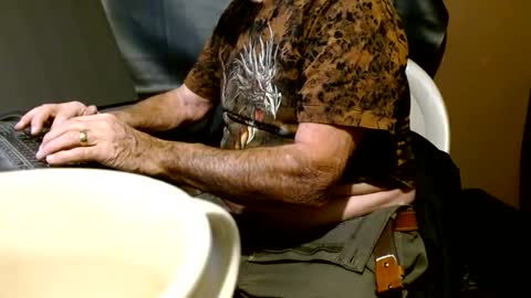 What Do You Like online show from December 18, 2024, 8:25 pm