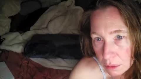 FabOmobono online show from December 30, 2024, 8:43 am