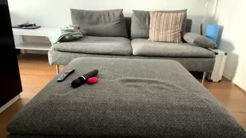 Call me bitch online show from March 8, 2025, 12:09 pm