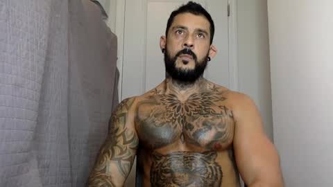 Snapshot of fabianelgalan chatting on December 31, 2024, 3:45 am Fabianelgalan online show from December 31, 2024, 3:45 am