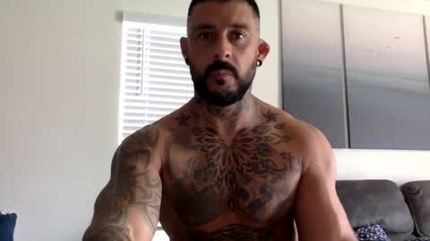 Snapshot of fabianelgalan chatting on January 24, 2025, 5:00 pm Fabianelgalan online show from January 24, 2025, 5:00 pm