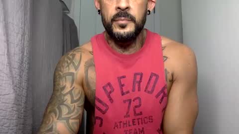 Snapshot of fabianelgalan chatting on February 5, 2025, 3:55 am Fabianelgalan online show from February 5, 2025, 3:55 am