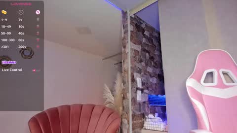 Thianna online show from February 11, 2025, 11:43 am