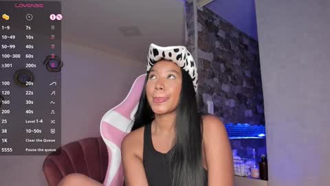 Thianna online show from February 12, 2025, 10:24 am