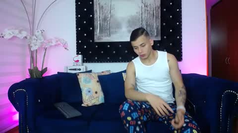 Snapshot of fabilatindick20 chatting on March 1, 2025, 6:24 am Fabian online show from March 1, 2025, 6:24 am