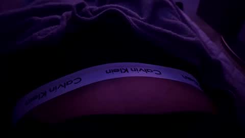 fablomaduro online show from April 8, 2026, 1:16 am