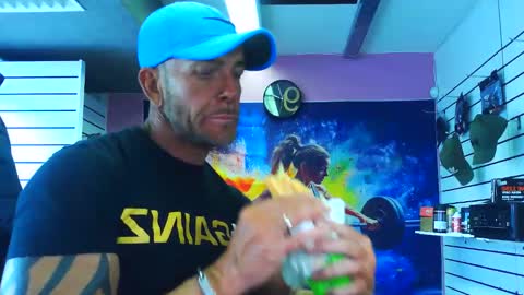 fabxxxl online show from October 3, 2025, 12:02 pm