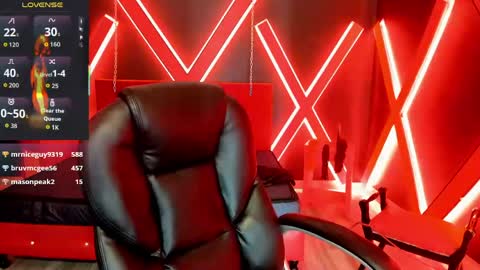 Snapshot of fabzy_fab chatting on April 18, 2026, 7:58 pm fabzy online show from April 18, 2026, 7:58 pm