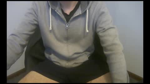 Snapshot of facelessescape chatting on December 3, 2025, 11:41 am FacelessEscape online show from December 3, 2025, 11:41 am