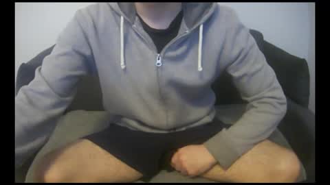 Snapshot of facelessescape chatting on January 6, 2026, 12:42 pm FacelessEscape online show from January 6, 2026, 12:42 pm