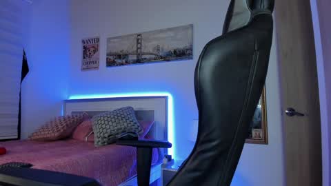 faceofbabyyy online show from December 3, 2024, 3:30 am