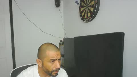 Snapshot of faded805 chatting on June 3, 2026, 7:44 am Mark online show from June 3, 2026, 7:44 am