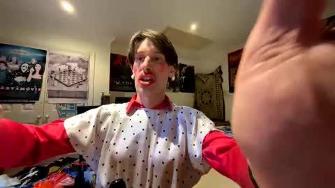 fagboysissy online show from November 3, 2025, 1:45 pm