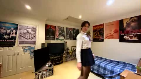 fagboysissy online show from November 10, 2025, 12:20 am