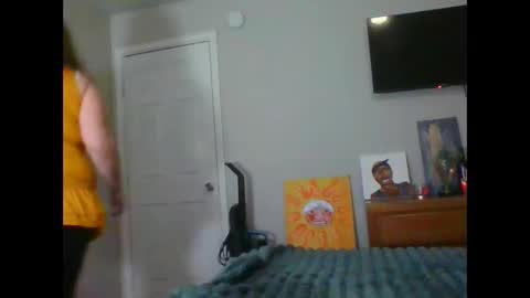 Snapshot of faidramae chatting on February 14, 2025, 4:37 am faidra mae online show from February 14, 2025, 4:37 am