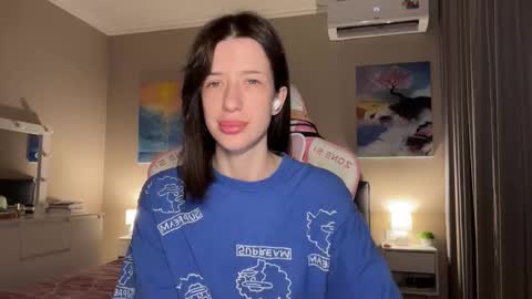 Bloom  online show from October 22, 2025, 9:20 am