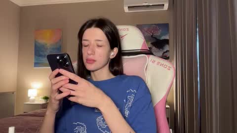 Bloom  online show from October 29, 2025, 11:34 am