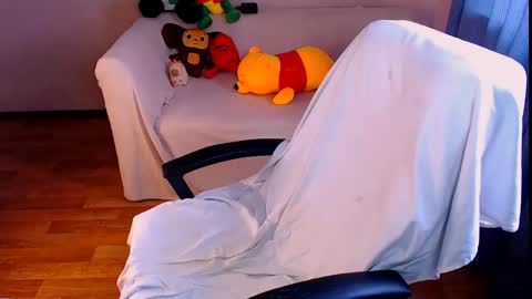 Snapshot of fairy_elli_hot chatting on May 6, 2026, 6:19 am Elli online show from May 6, 2026, 6:19 am