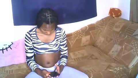 Snapshot of fairy_pearl chatting on February 27, 2025, 11:10 am fairy_pearl online show from February 27, 2025, 11:10 am