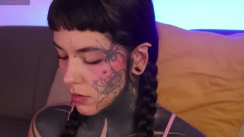 Fairy online show from September 29, 2025, 11:20 pm