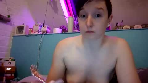 Fairypixieprincess online show from December 9, 2024, 7:07 pm